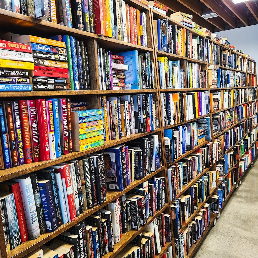 The Book Nook | 294 NW 2nd Ave, Canby, OR 97013, USA | Phone: (503) 776-8999