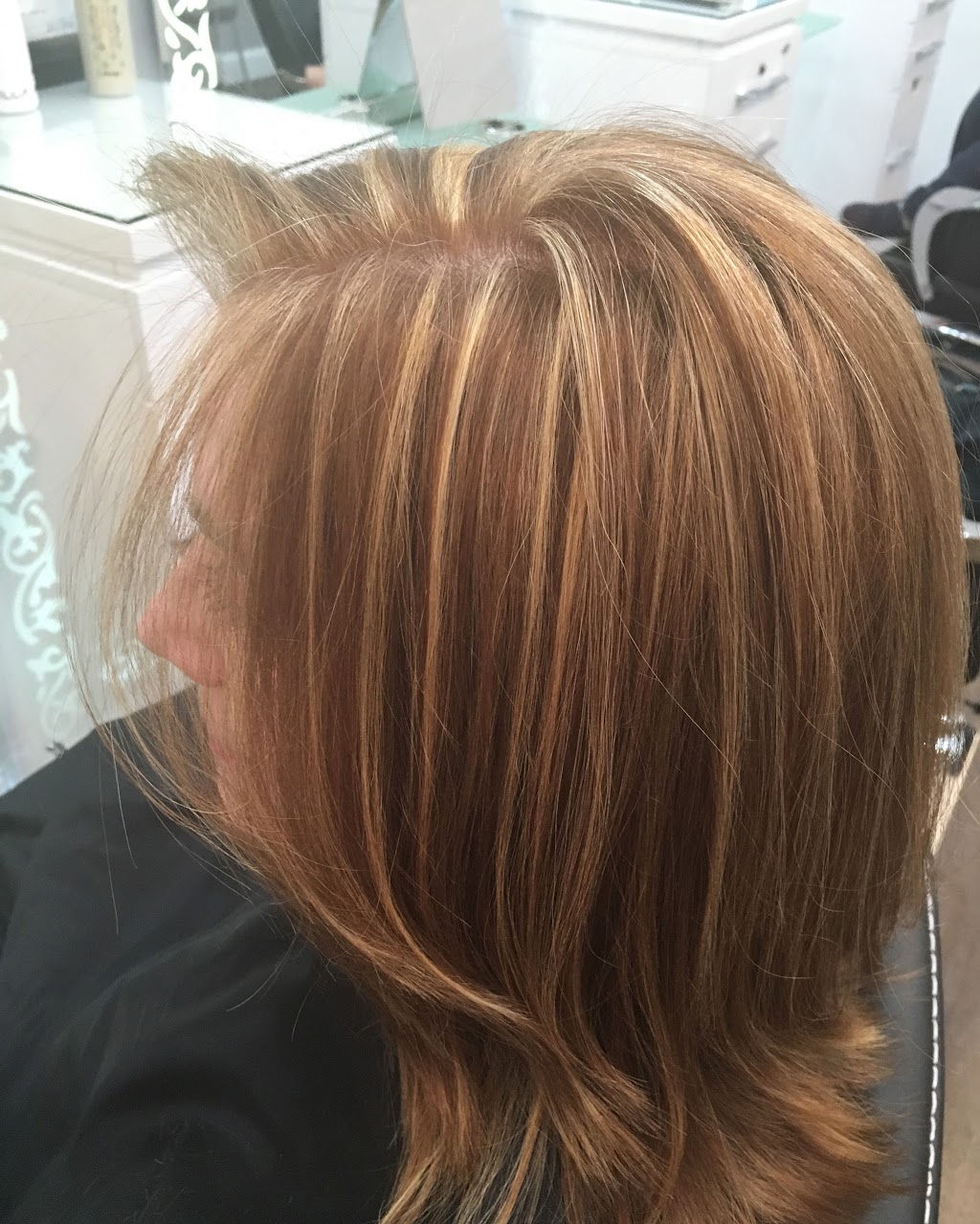 Mode De Vie Hair Studio | 16 John R Albanese Pl, Eastchester, NY 10709, USA | Phone: (914) 222-9345