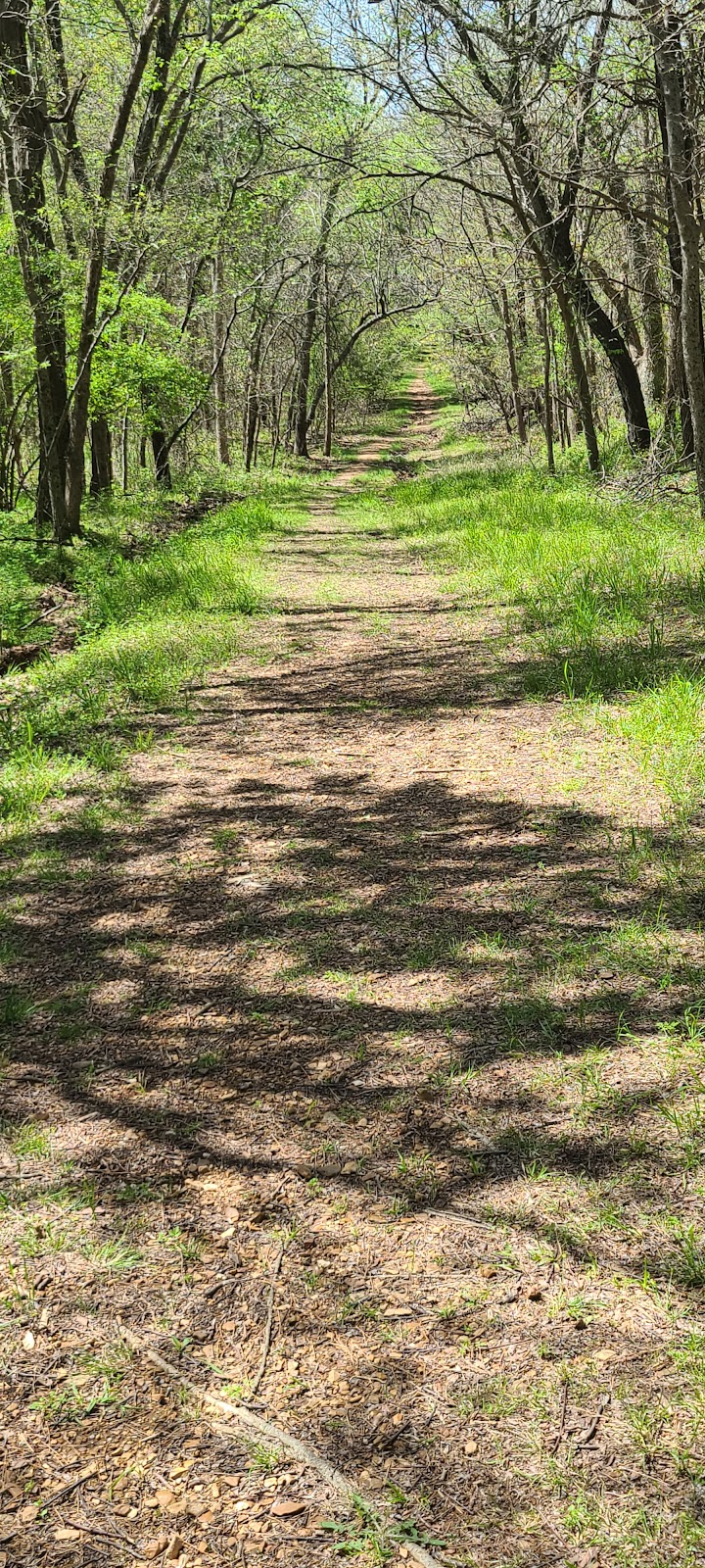 Three Forks Nature Center | 19460 Park 80, Hulbert, OK 74441, USA | Phone: (918) 772-2545