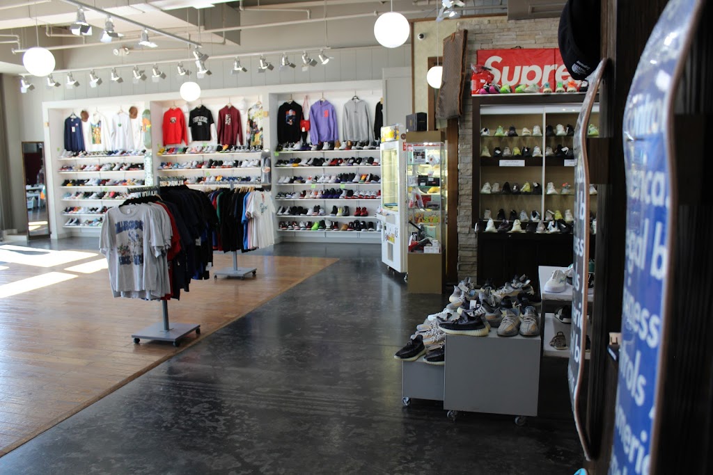 Escros Sneakers | 455 Cedar Sage Dr, Garland, TX 75040, USA | Phone: (214) 551-4612