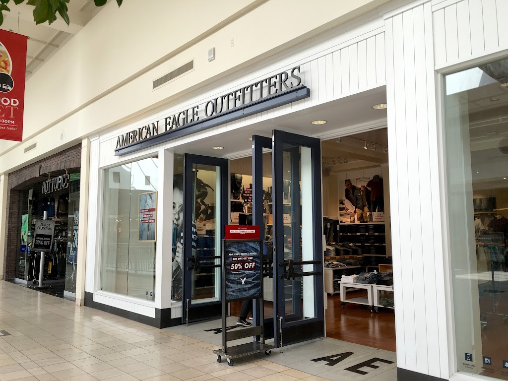 American Eagle Store | 448 Hillsdale S.C, San Mateo, CA 94403, USA | Phone: (650) 638-2548