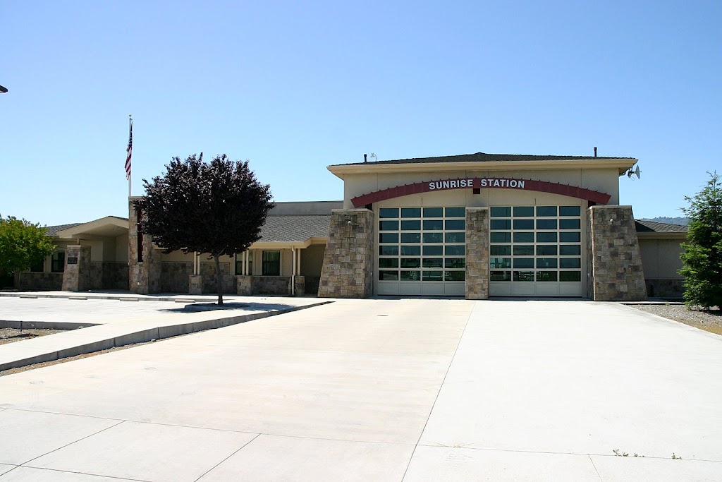 Sunrise Fire Station | 880 Sunrise Dr, Gilroy, CA 95020, USA | Phone: (408) 847-5967