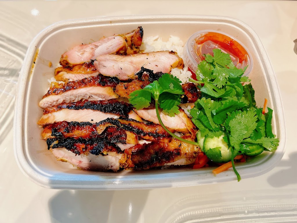 Chicken Meets Rice | 2213 Tasman Dr, Santa Clara, CA 95054, USA | Phone: (408) 212-7928