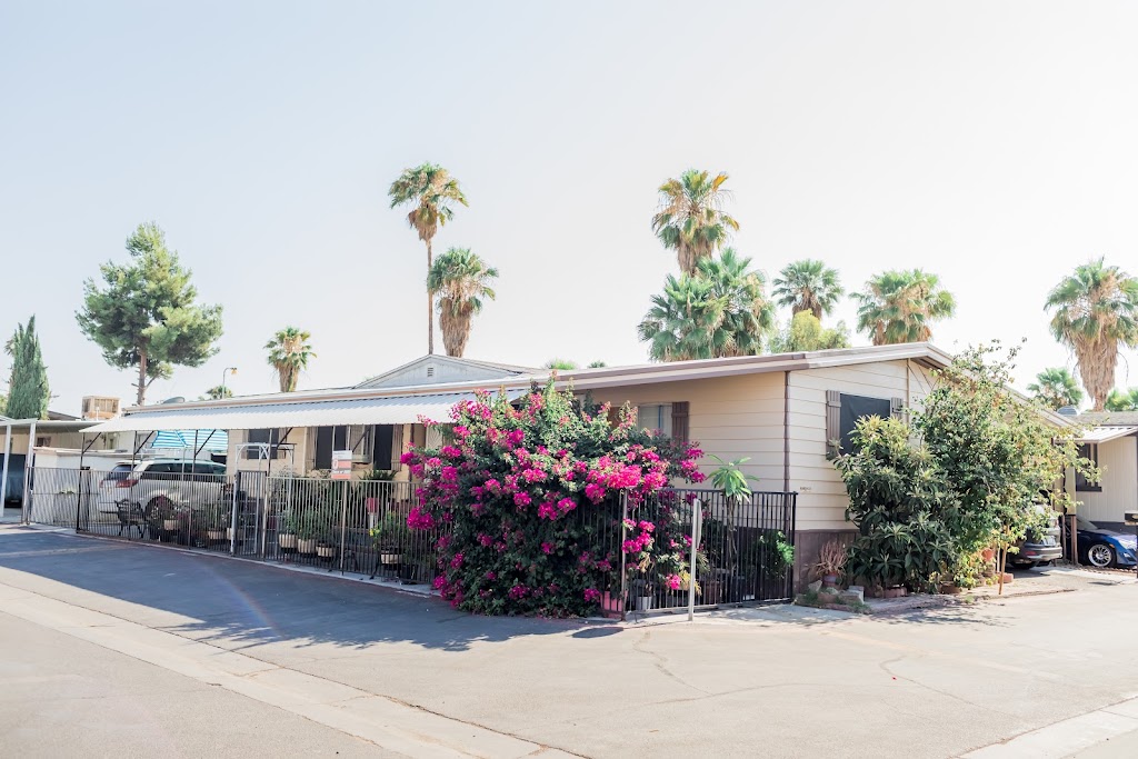 Desert Palms Manufactured Housing | 1097 N State St, Hemet, CA 92543 | Phone: (760) 279-8378