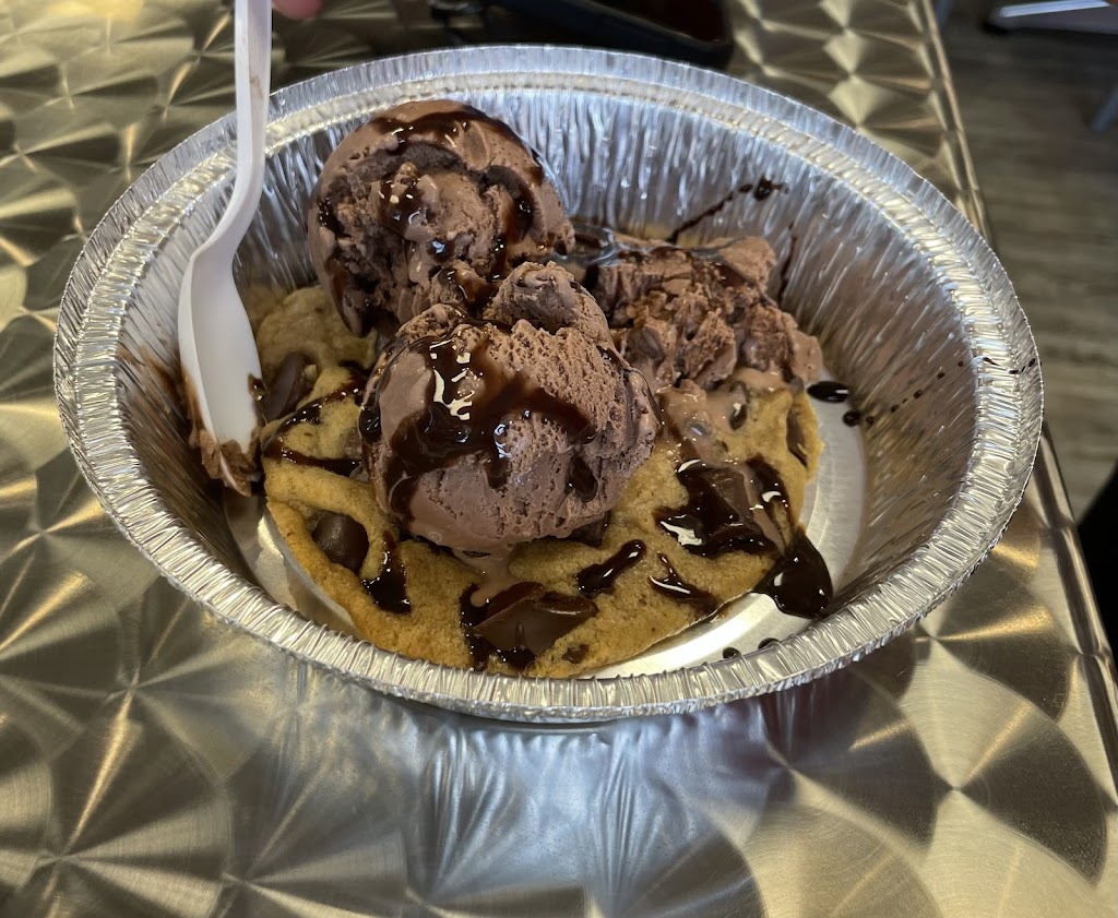 Cookies ‘n Cream Co. | 235 W 3rd St, Jackson, GA 30233, USA | Phone: (770) 504-3007