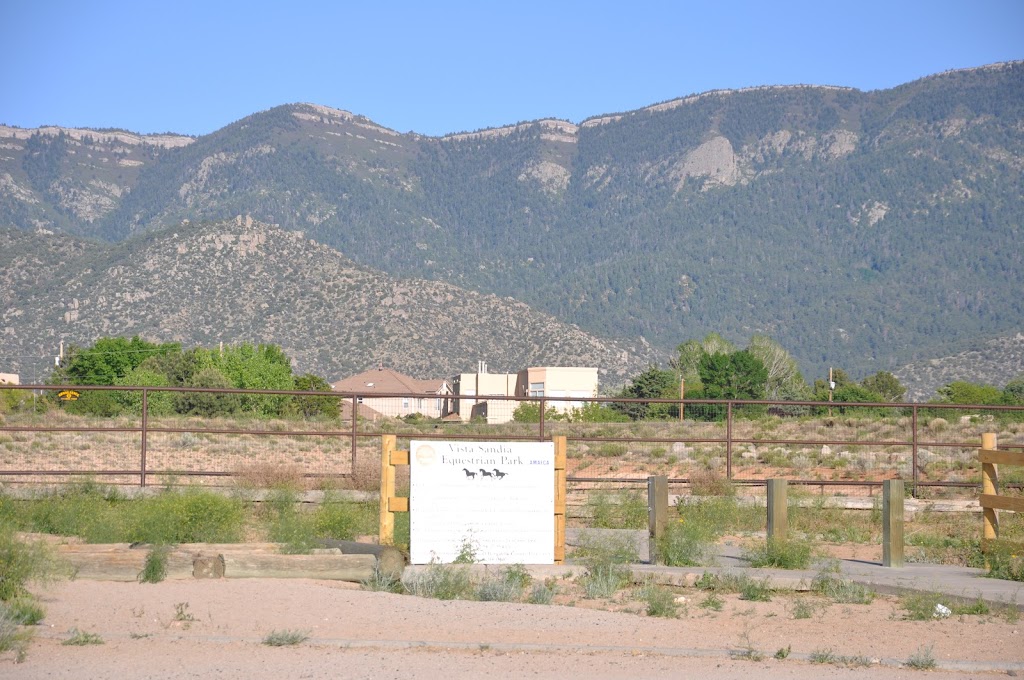 Vista Sandia Equestrian Park | 11809 Pino Ave NE, Albuquerque, NM 87122, USA | Phone: (505) 314-0400