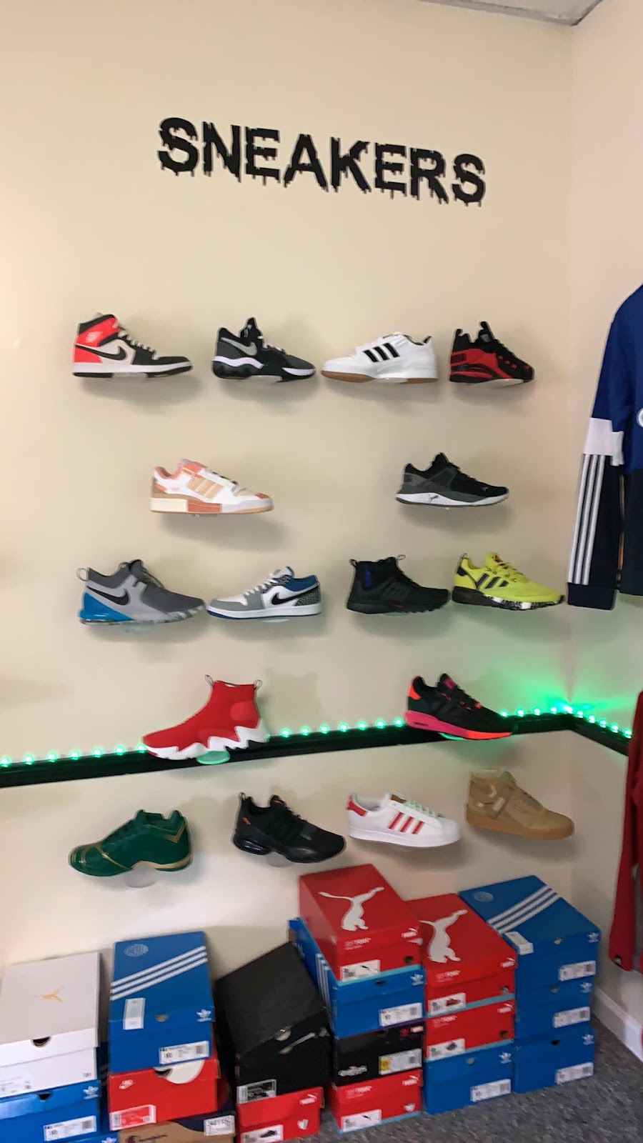 Xtreme Sneakers | 603 N Meridian St, Portland, IN 47371, USA | Phone: (260) 251-0751