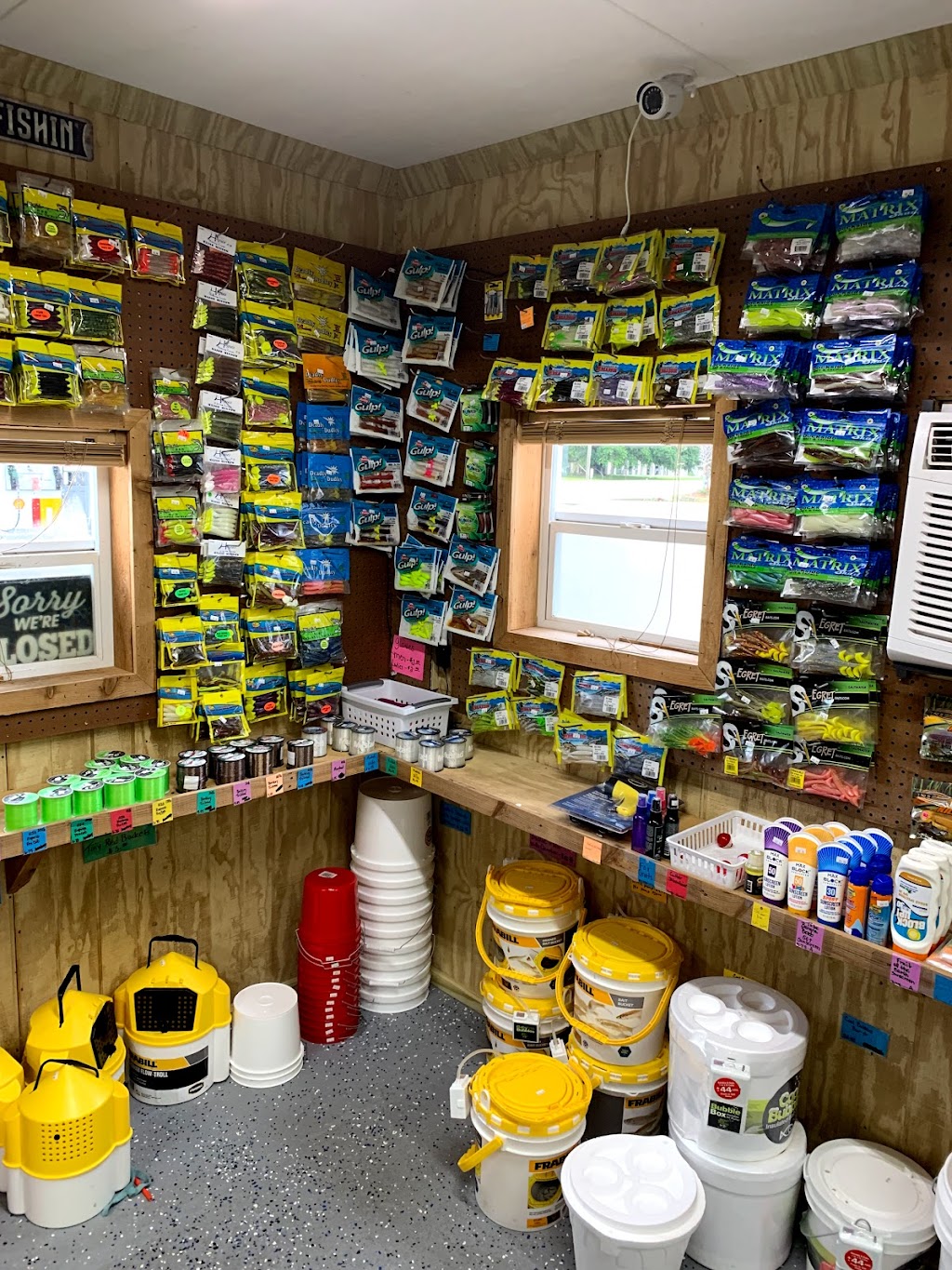 Goos Live Bait Shop | 705 N Alex Plaisance Blvd, Golden Meadow, LA 70357, USA | Phone: (985) 398-0024