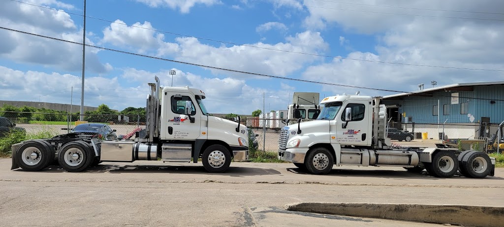 HBL Towing & Recovery | 2811 Mican Dr, Dallas, TX 75212, USA | Phone: (817) 900-2222