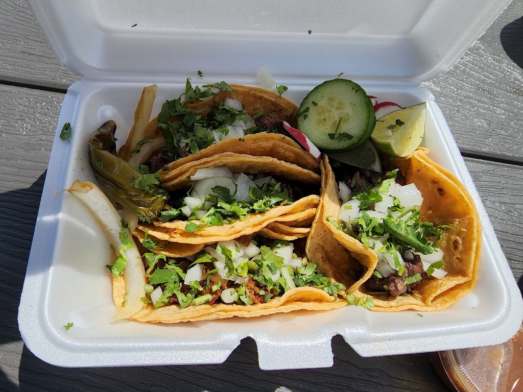 La Feria Taco Truck | 805 Baldwin Ave, Pontiac, MI 48340, USA | Phone: (248) 884-6887