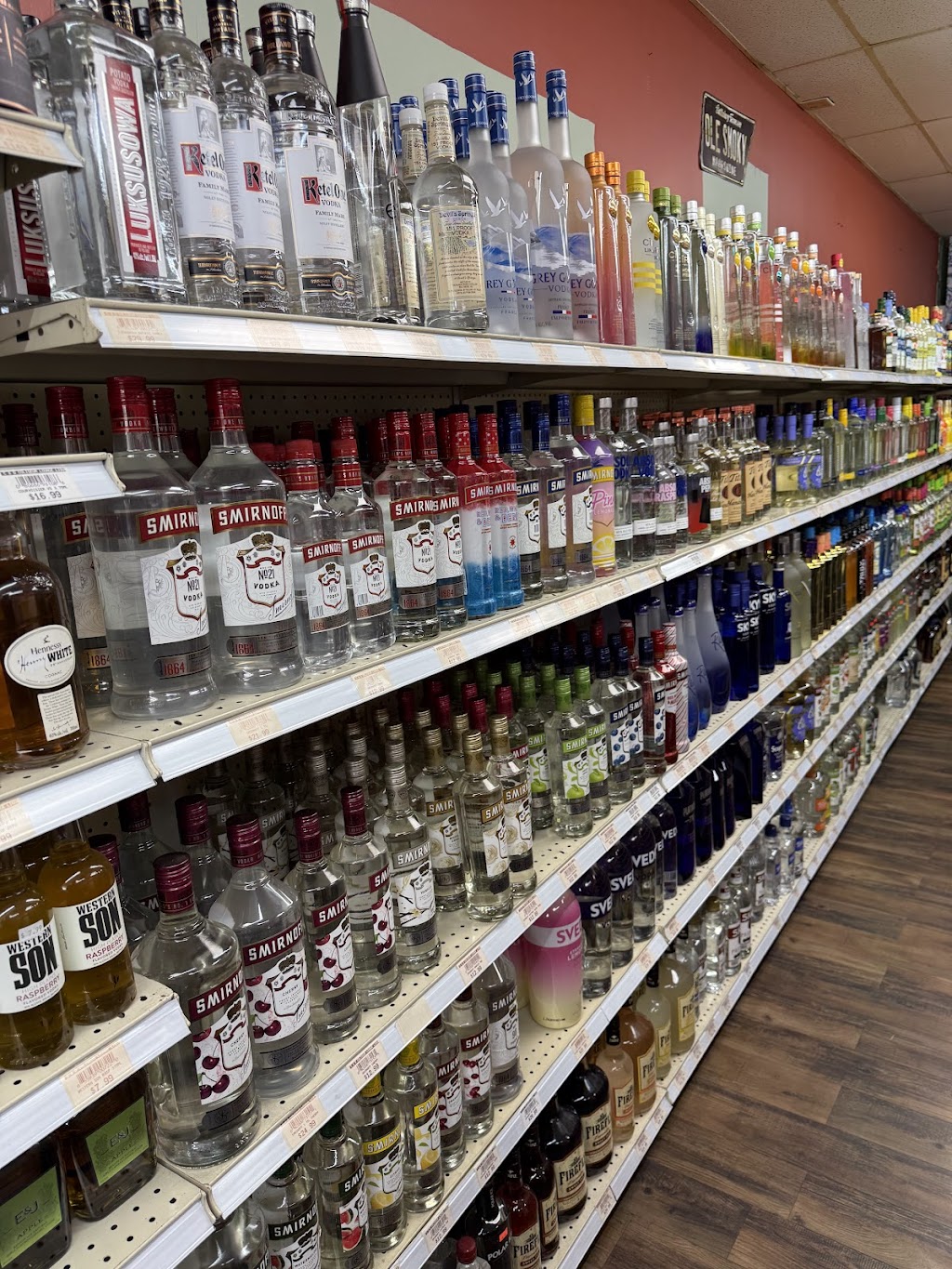 C&D Liquor Store | 2490 SE 58th Ave, Ocala, FL 34480, USA | Phone: (352) 624-3700