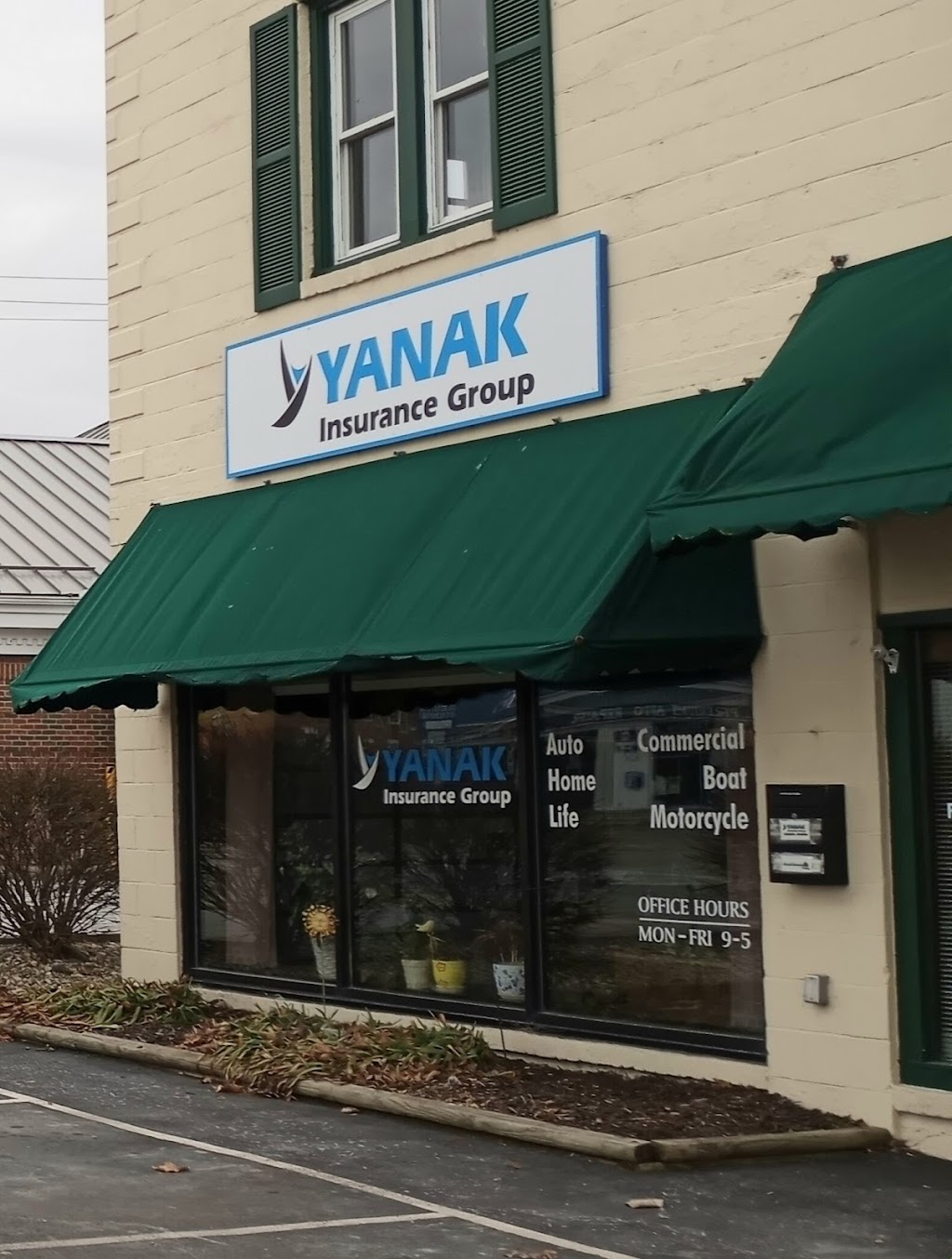 Yanak Insurance Group | 127 W Perry St, Port Clinton, OH 43452, USA | Phone: (419) 732-3624