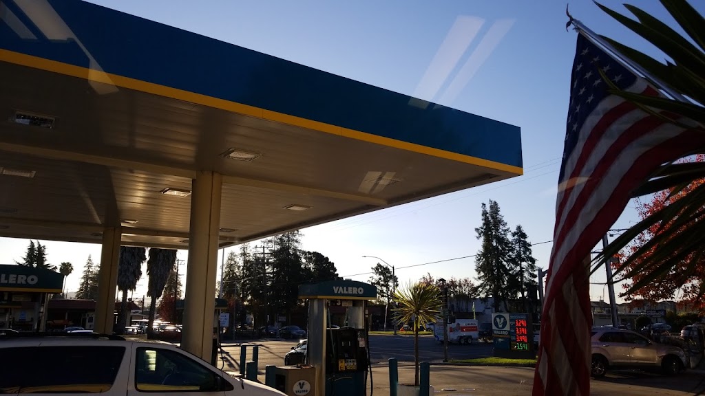 Valero | 138 Jackson St, Hayward, CA 94544, USA | Phone: (210) 345-2000