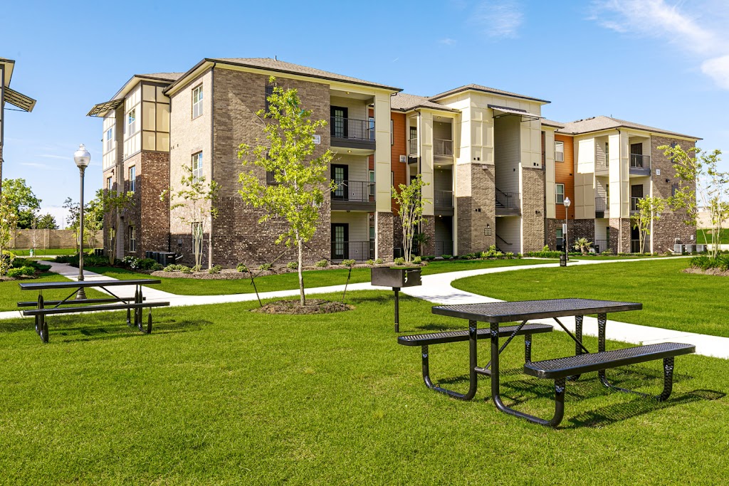 The Landing at Little Elm Apartments | 1031 FM2931, Aubrey, TX 76227, USA | Phone: (940) 535-7588