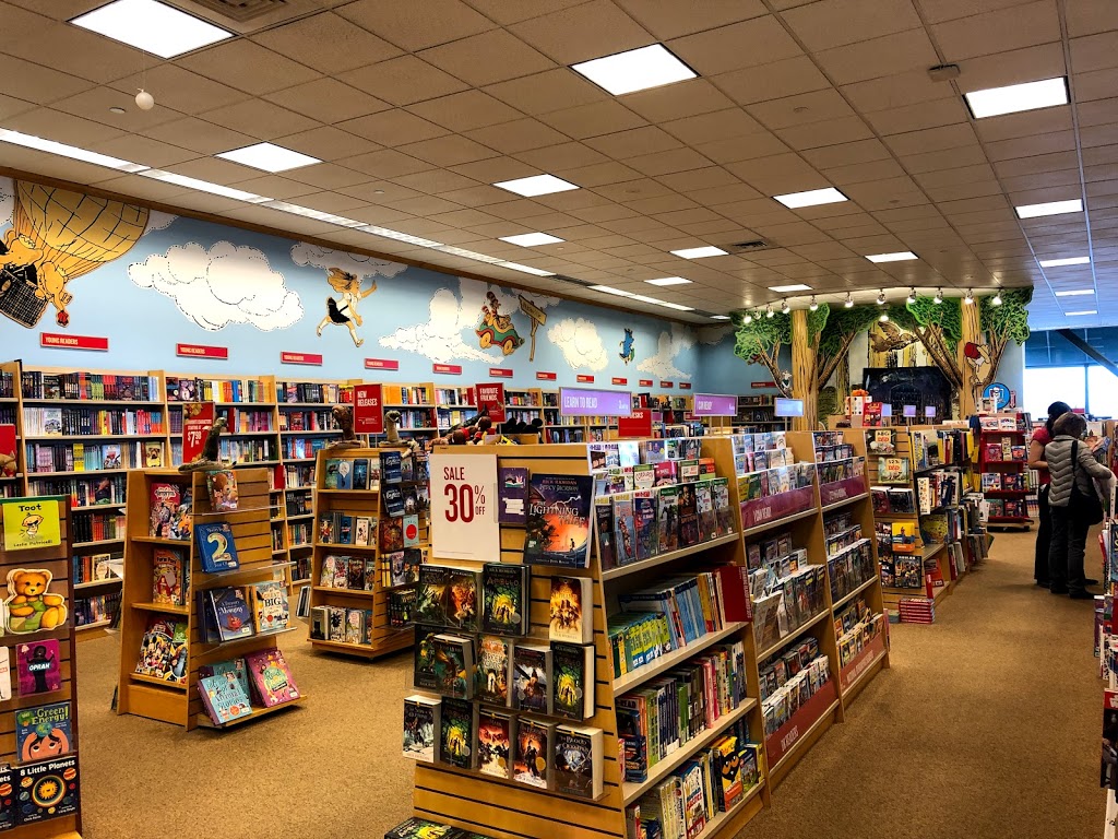 Barnes & Noble | Hillsdale Shopping Center, 11 W Hillsdale Blvd, San Mateo, CA 94403 | Phone: (650) 341-5560