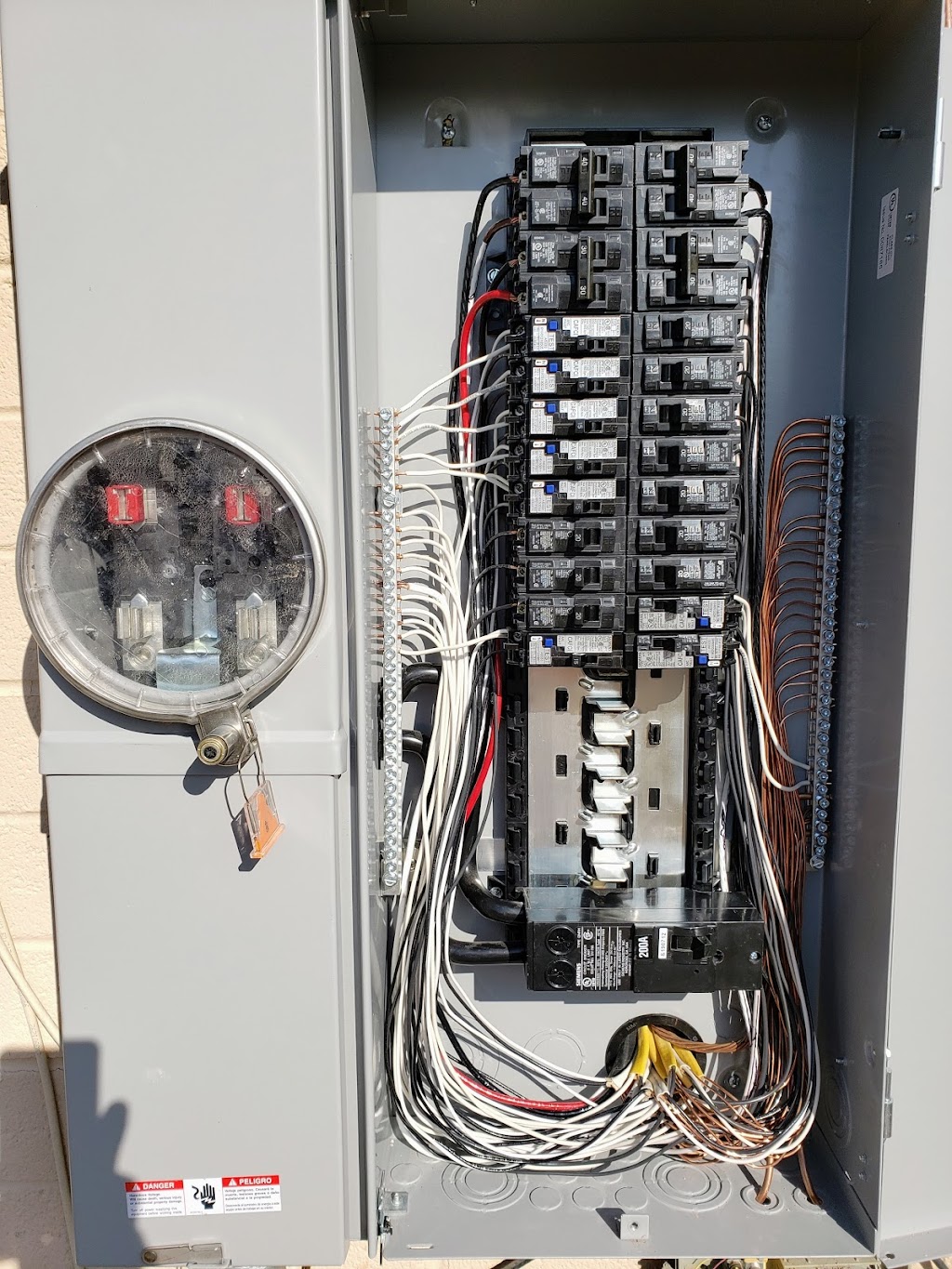 Good Connections Electric | 2114 W Colter St, Phoenix, AZ 85015, USA | Phone: (623) 202-4624