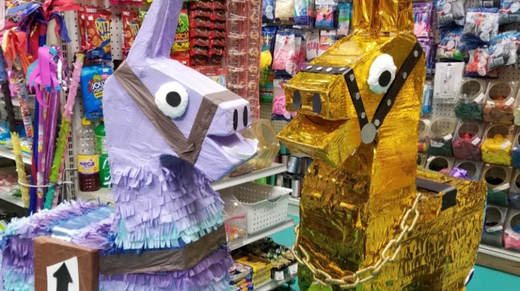 Pinata Party Supply | 31796 Casino Dr # K, Lake Elsinore, CA 92530, USA | Phone: (951) 322-2568