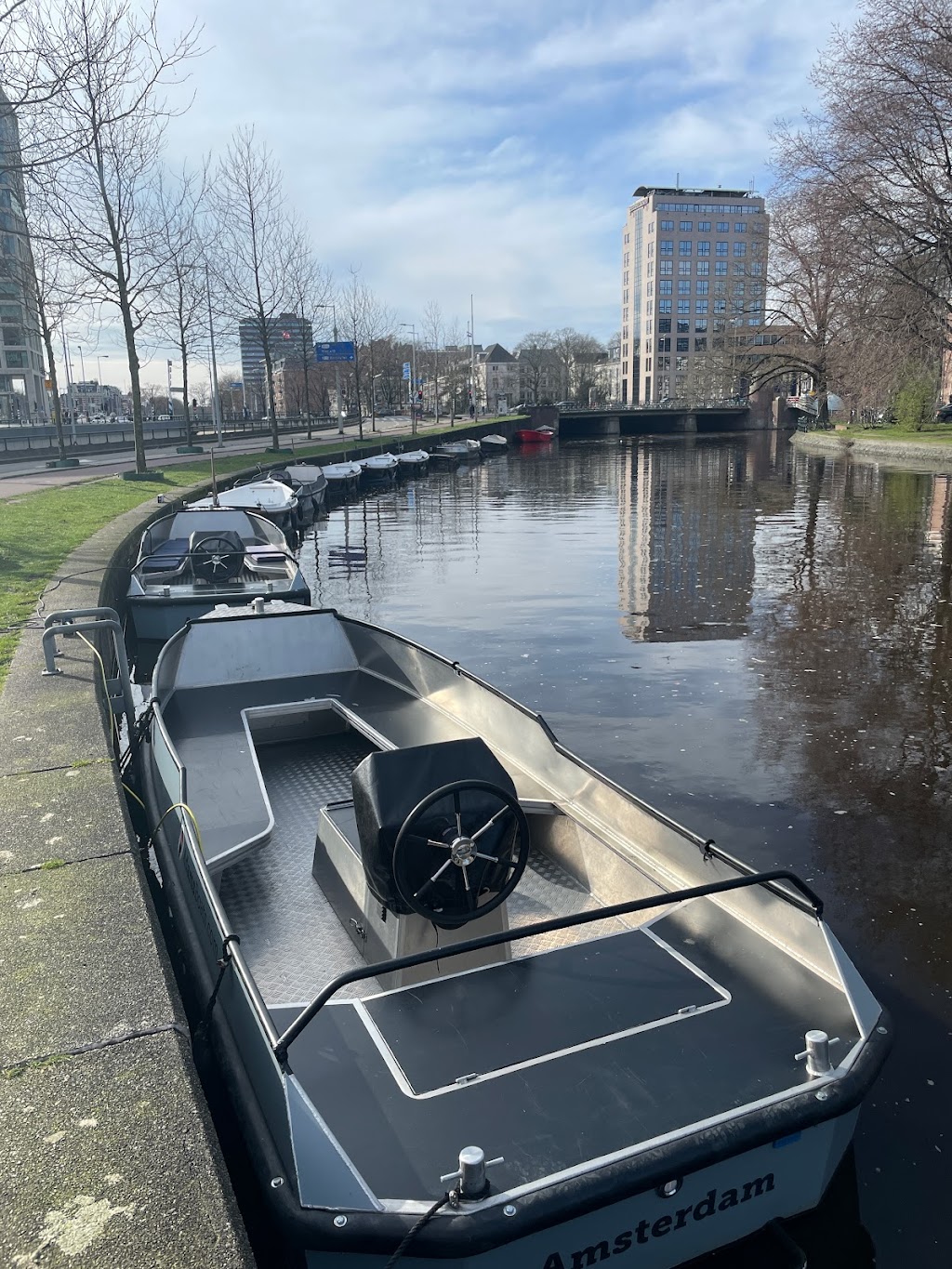 Adams boats | Mauritskade 3a, 1091 GC Amsterdam, Netherlands | Phone: 06 14316465