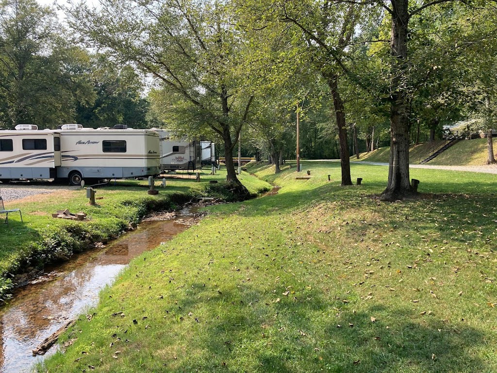 ARARAT RIVER CAMPGROUND | 101 Pioneer Camp Ln, Pinnacle, NC 27043, USA | Phone: (336) 607-4744