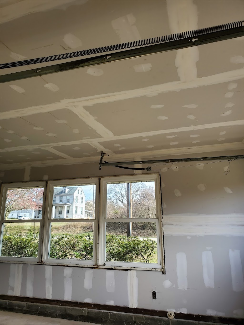 Ramirez painting | 190 Newman Springs Rd, Red Bank, NJ 07701, USA | Phone: (732) 337-5860