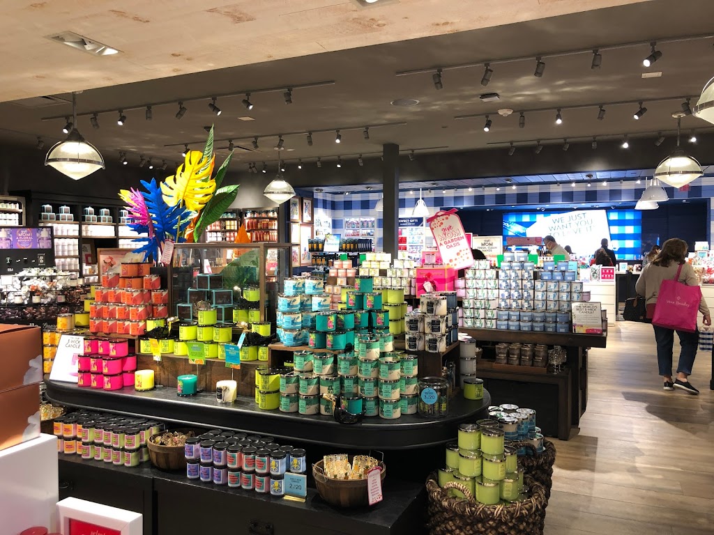 Bath & Body Works | 15837 N Fwy Space 1062, Fort Worth, TX 76177 | Phone: (682) 707-3413