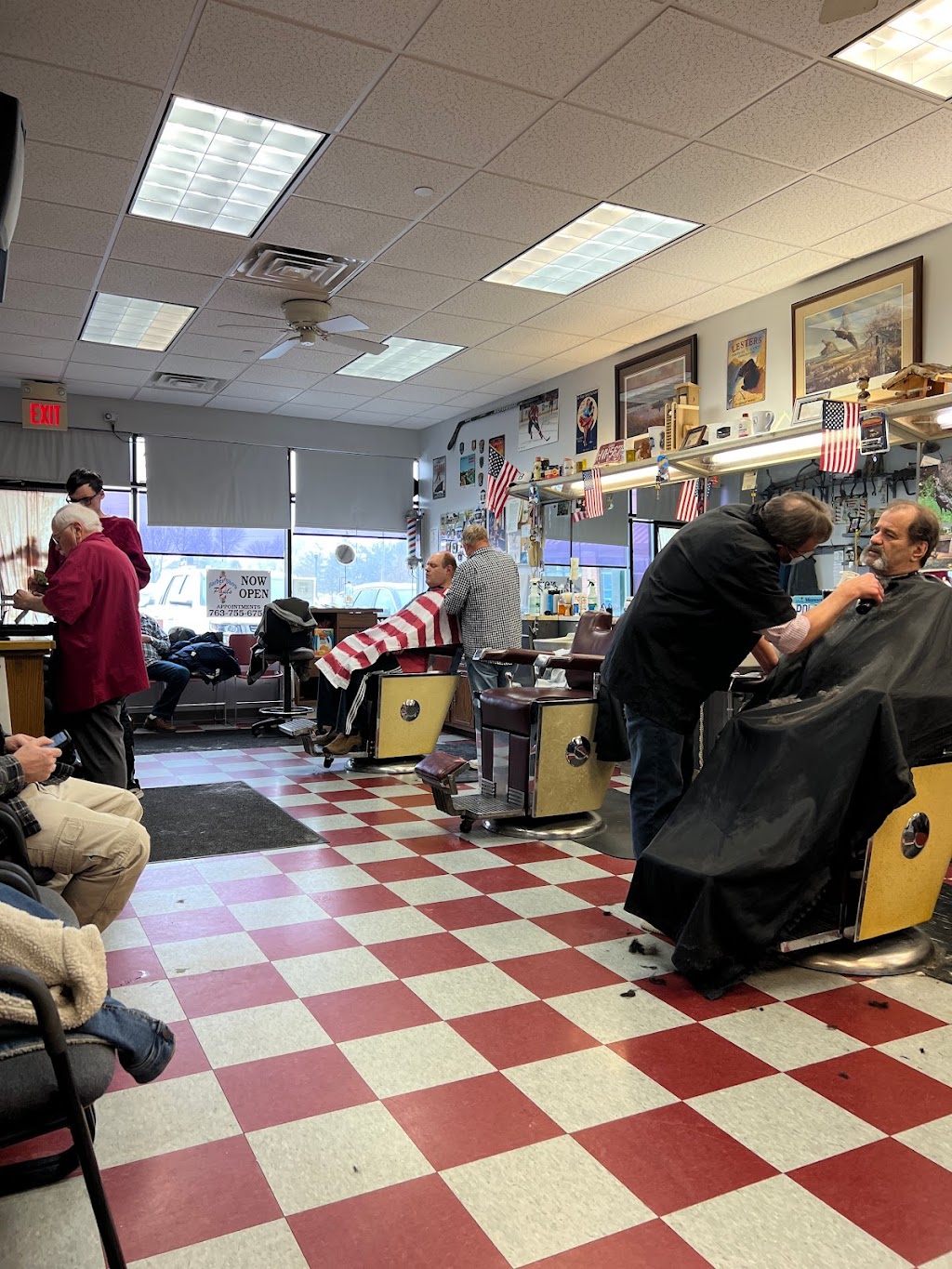 Pauls Barber Shop | 1250 126th Ave NE #200, Blaine, MN 55434, USA | Phone: (763) 755-6750