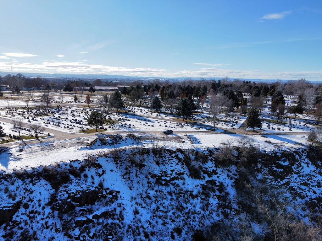 Canyon Hill Cemetery | 2024 N Illinois Ave, Caldwell, ID 83605, USA | Phone: (208) 455-3055