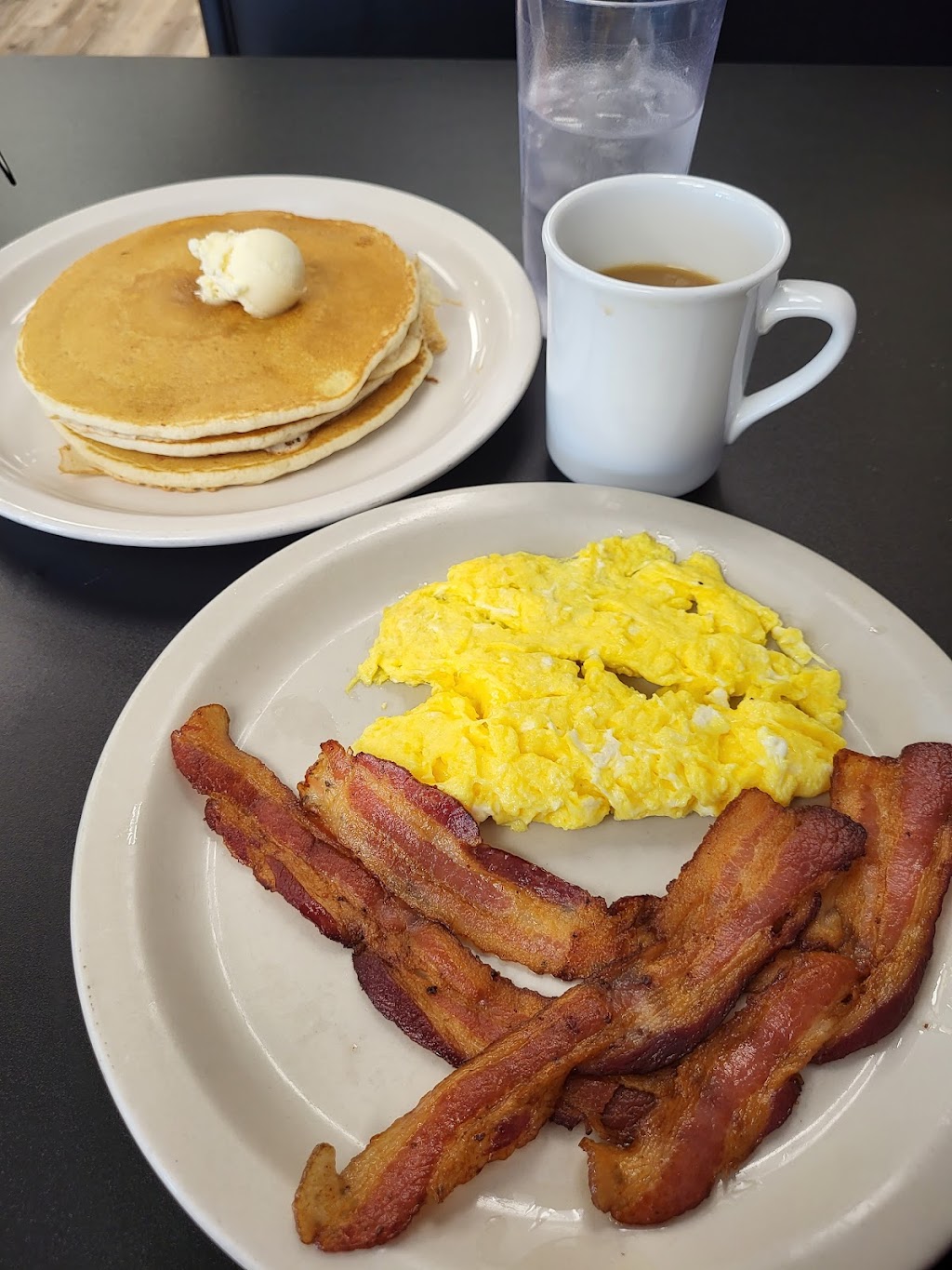 The Pancake House Westerville Family Diner. | 129 W Schrock Rd, Westerville, OH 43081 | Phone: (614) 898-6500