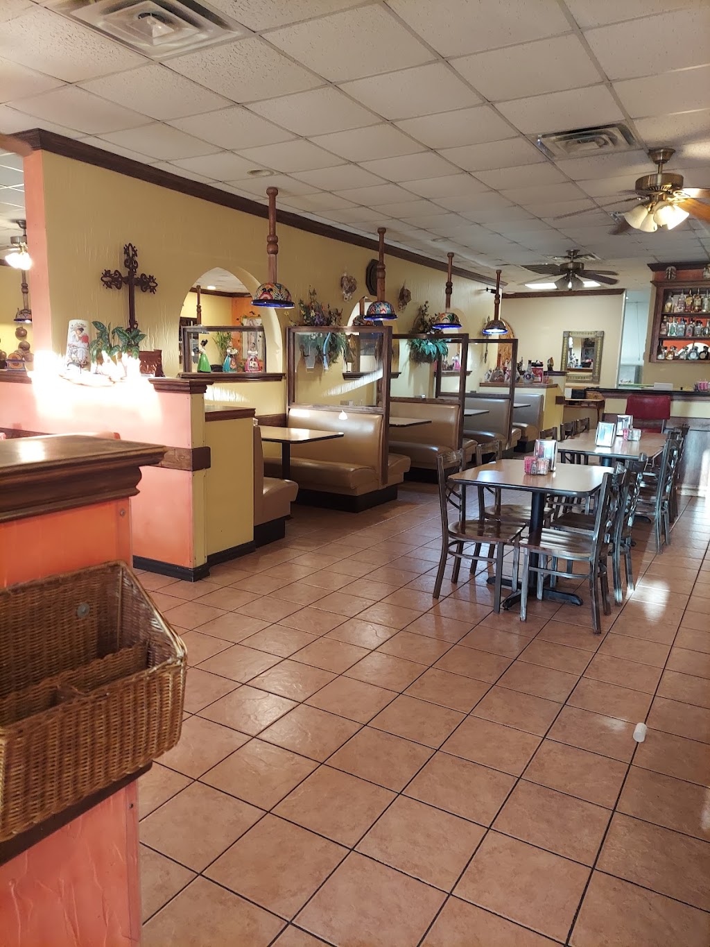Cuquitas Restaurant | 13260 Josey Lane, Valley View Ln, Farmers Branch, TX 75234, USA | Phone: (972) 243-1491