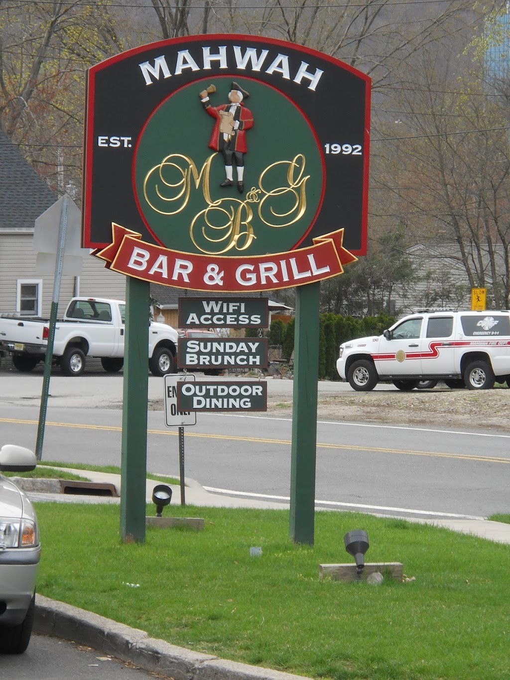 Mahwah Bar & Grill | 2 Island Rd, Mahwah, NJ 07430, USA | Phone: (201) 529-8056