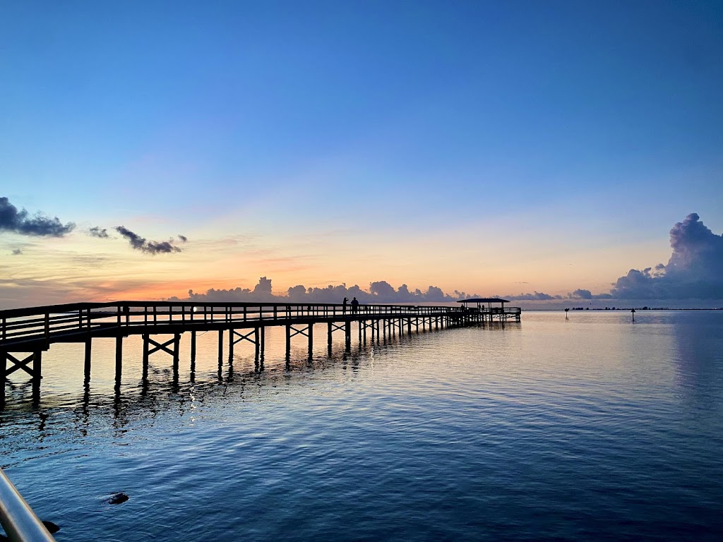 Safety Harbor Waterfront Park | 110 Veterans Memorial Ln, Safety Harbor, FL 34695, USA | Phone: (727) 724-1545