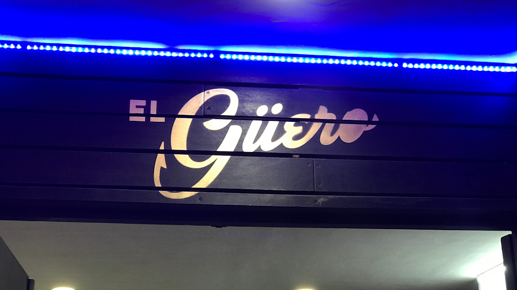 Restaurant Bar El Guero | Anzuelo 15, 22710 Puerto Nuevo, B.C., Mexico | Phone: 661 614 1702