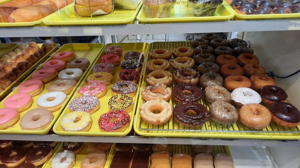I Love Donuts | 710 S, US-377, Aubrey, TX 76227, USA | Phone: (940) 365-9288