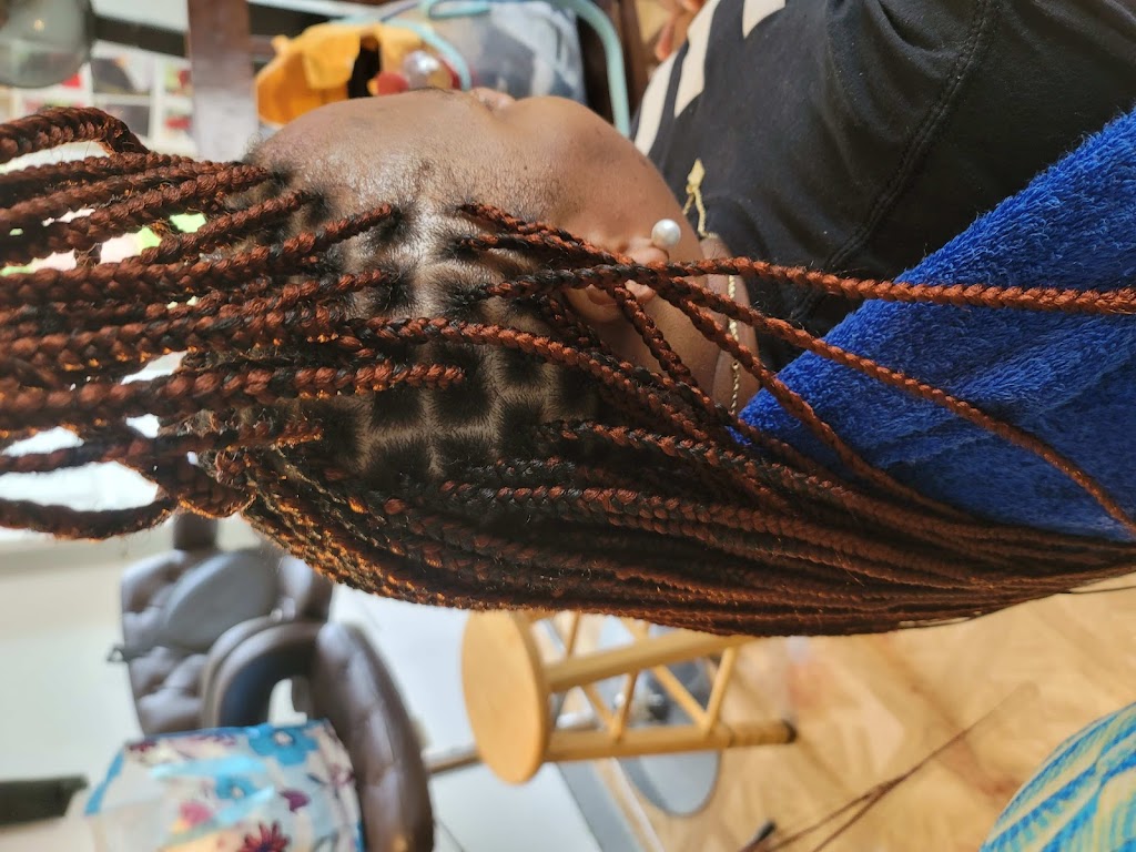 Grace African Hair Braiding | 7972 N Main St b, Jonesboro, GA 30236, USA | Phone: (404) 713-4768