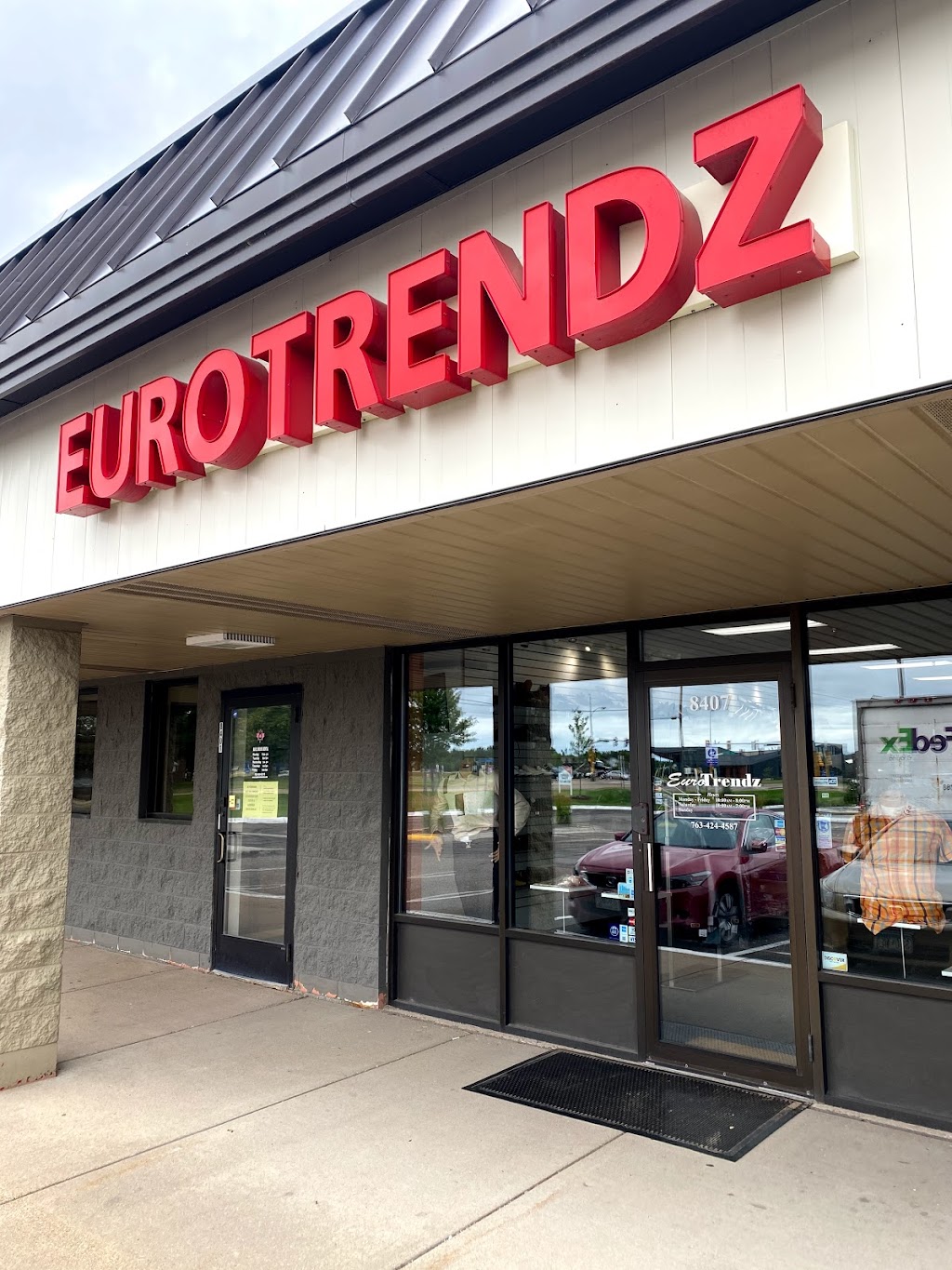 EuroTrendz | 8407 W Broadway Ave, Brooklyn Park, MN 55445, USA | Phone: (763) 424-4587