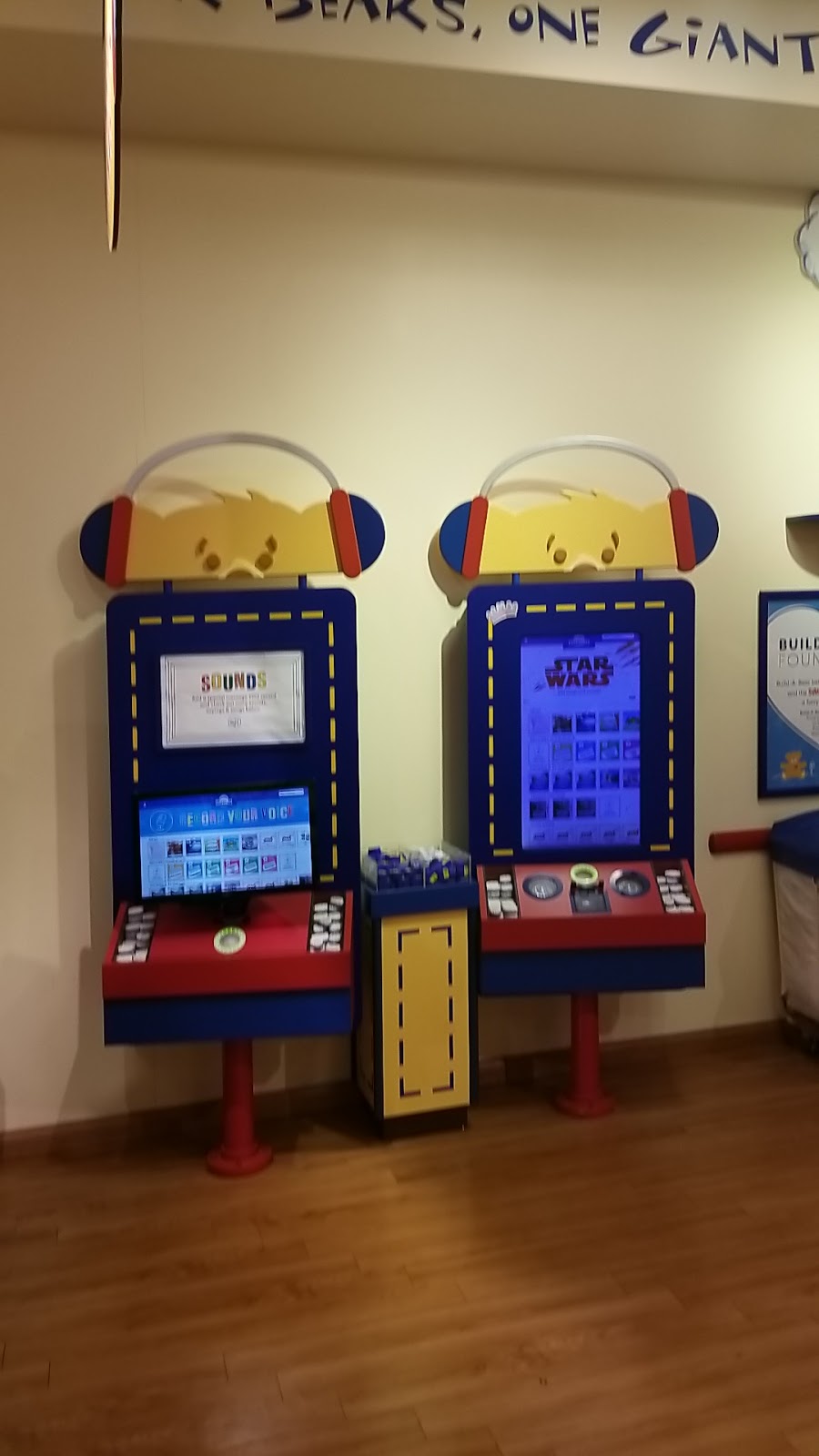 Build-A-Bear Workshop | 3771 Palisades Center Dr, West Nyack, NY 10994, USA | Phone: (845) 353-1895