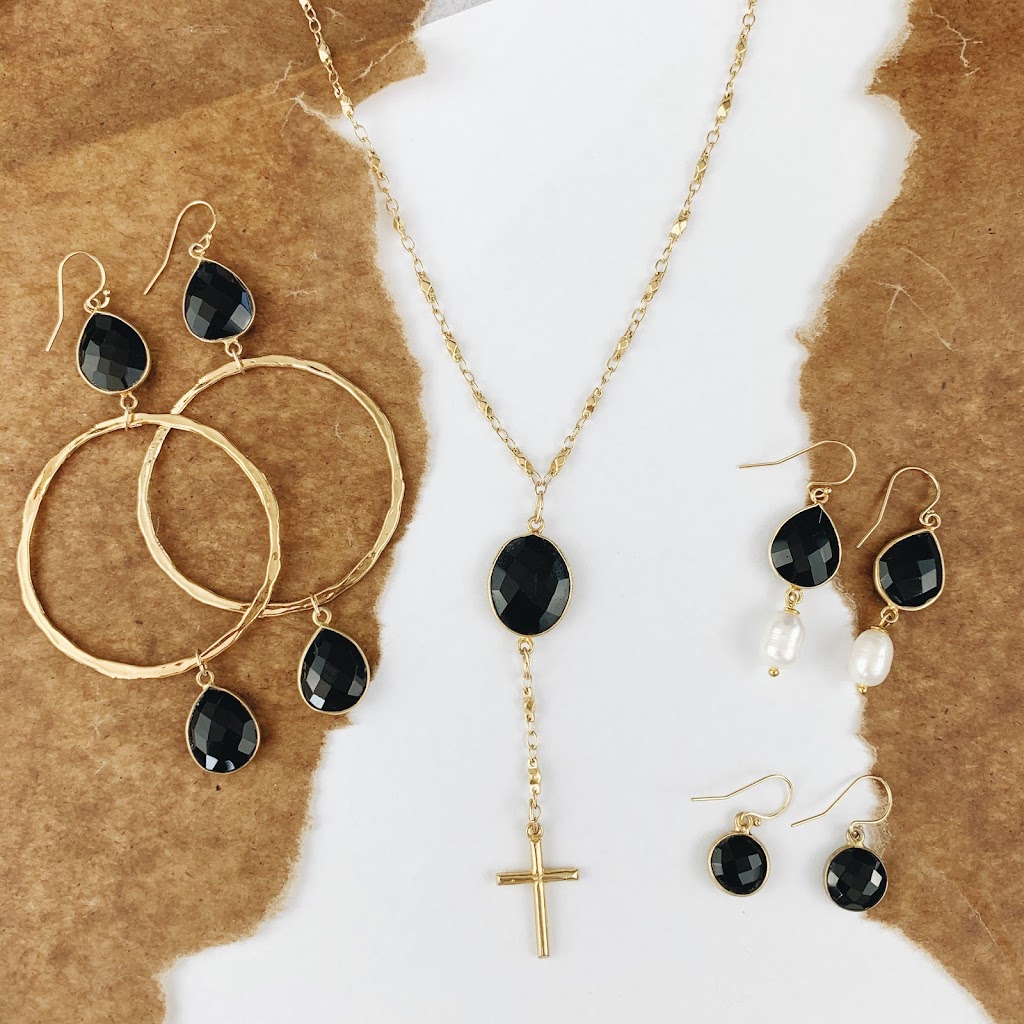 Heather Pullis Jewelry | 1001 W 17th St Ste P, Costa Mesa, CA 92627, USA | Phone: (949) 275-4803