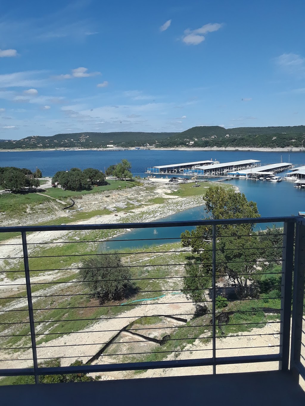 Lake Travis House | 16200 Lakeshore Dr, Austin, TX 78734, USA | Phone: (512) 476-2628