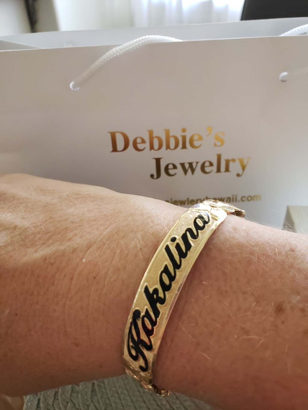 Debbies Jewelry | 94-050 Farrington Hwy B1-2, Waipahu, HI 96797, USA | Phone: (808) 678-2745