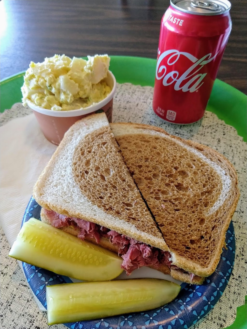 Kurt Schulz Deli & Pastry Shoppe | 8752 N Deerwood Dr, Milwaukee, WI 53209, USA | Phone: (414) 354-1004