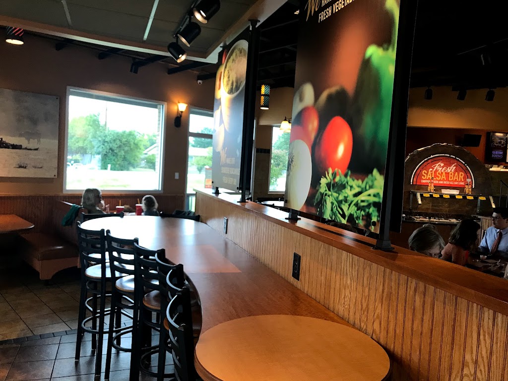 Taco Bueno | 808 W Rogers Blvd, Skiatook, OK 74070, USA | Phone: (918) 396-8022