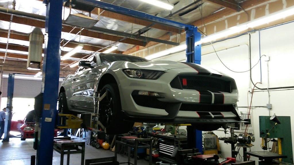 Flatout Motorworx | 841 W Fairmont Dr #8, Tempe, AZ 85282, USA | Phone: (602) 352-8688