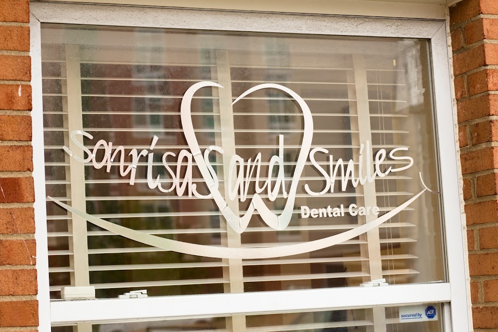 Sonrisas and Smiles Dental Care | 7015 Old Keene Mill Rd #101, Springfield, VA 22150, USA | Phone: (703) 879-6939