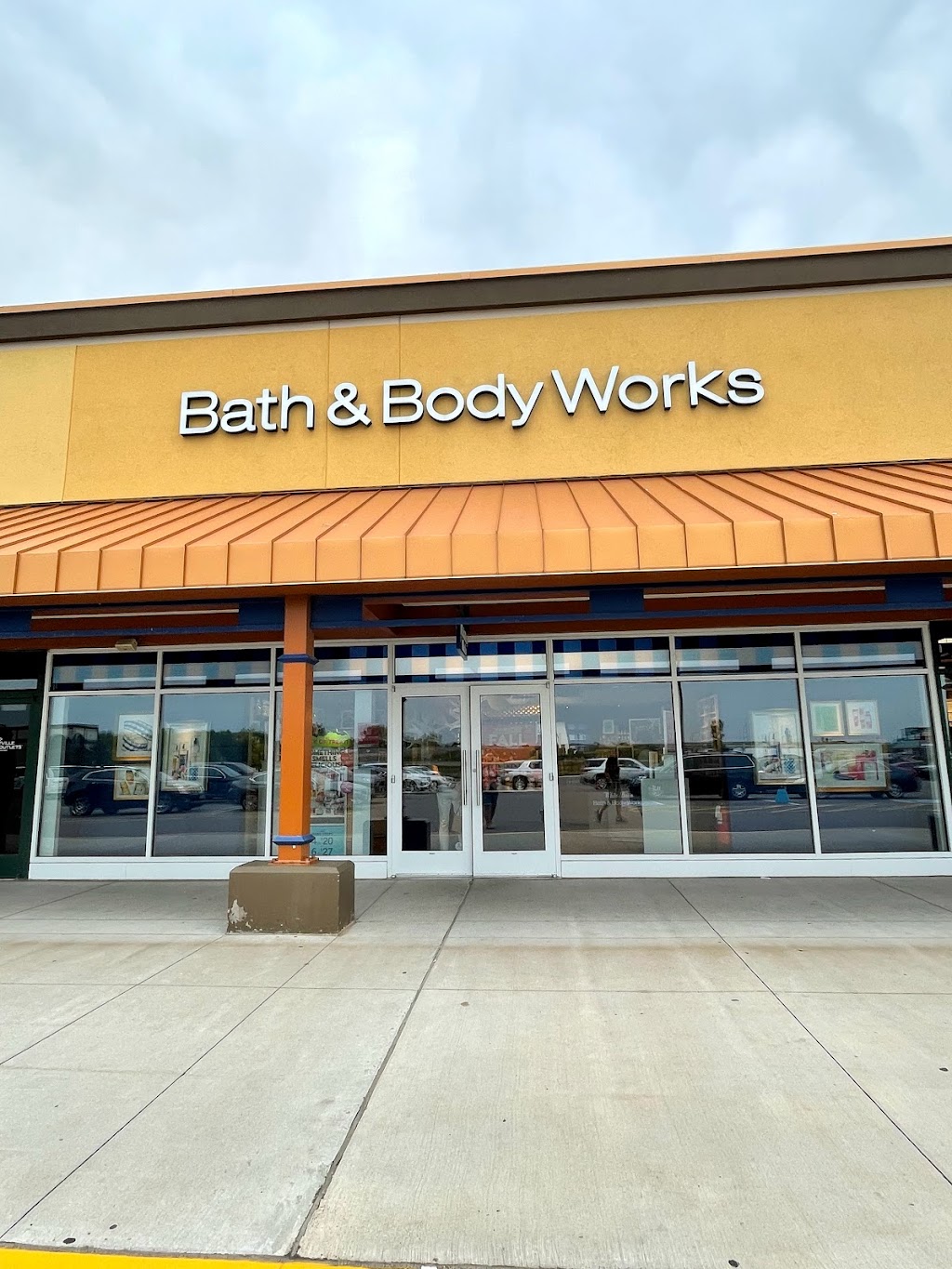 Bath & Body Works | 6415 Labeaux Ave NE, Albertville, MN 55301, USA | Phone: (763) 497-9222