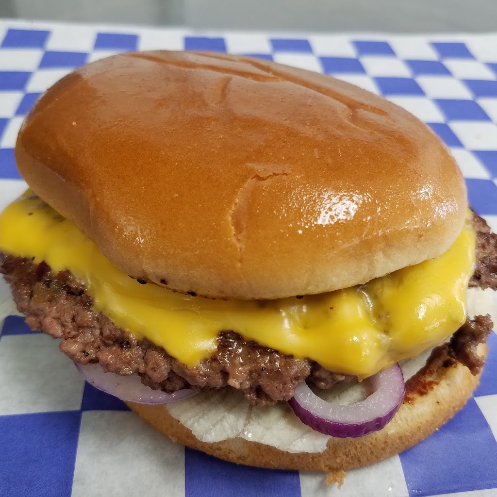 Cheekyburger | 221 N Main St, Newkirk, OK 74647, USA | Phone: (580) 362-5129