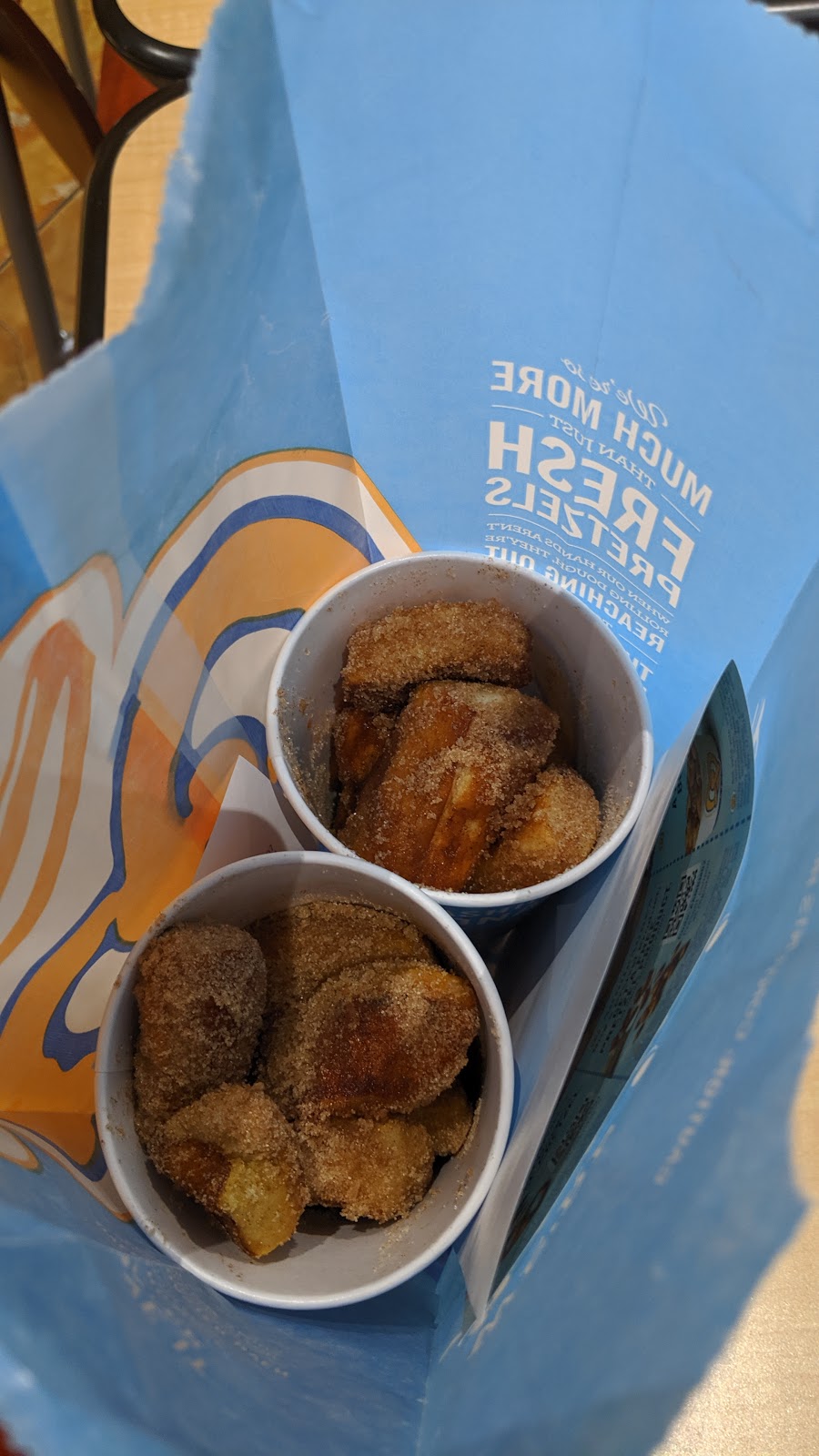 Auntie Annes Pretzels | 3565 Fairlane Dr, Allen Park, MI 48101, USA | Phone: (313) 520-4939