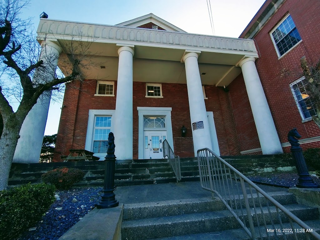 Brooke County Courthouse | 632 Main St, Wellsburg, WV 26070, USA | Phone: (304) 737-3661