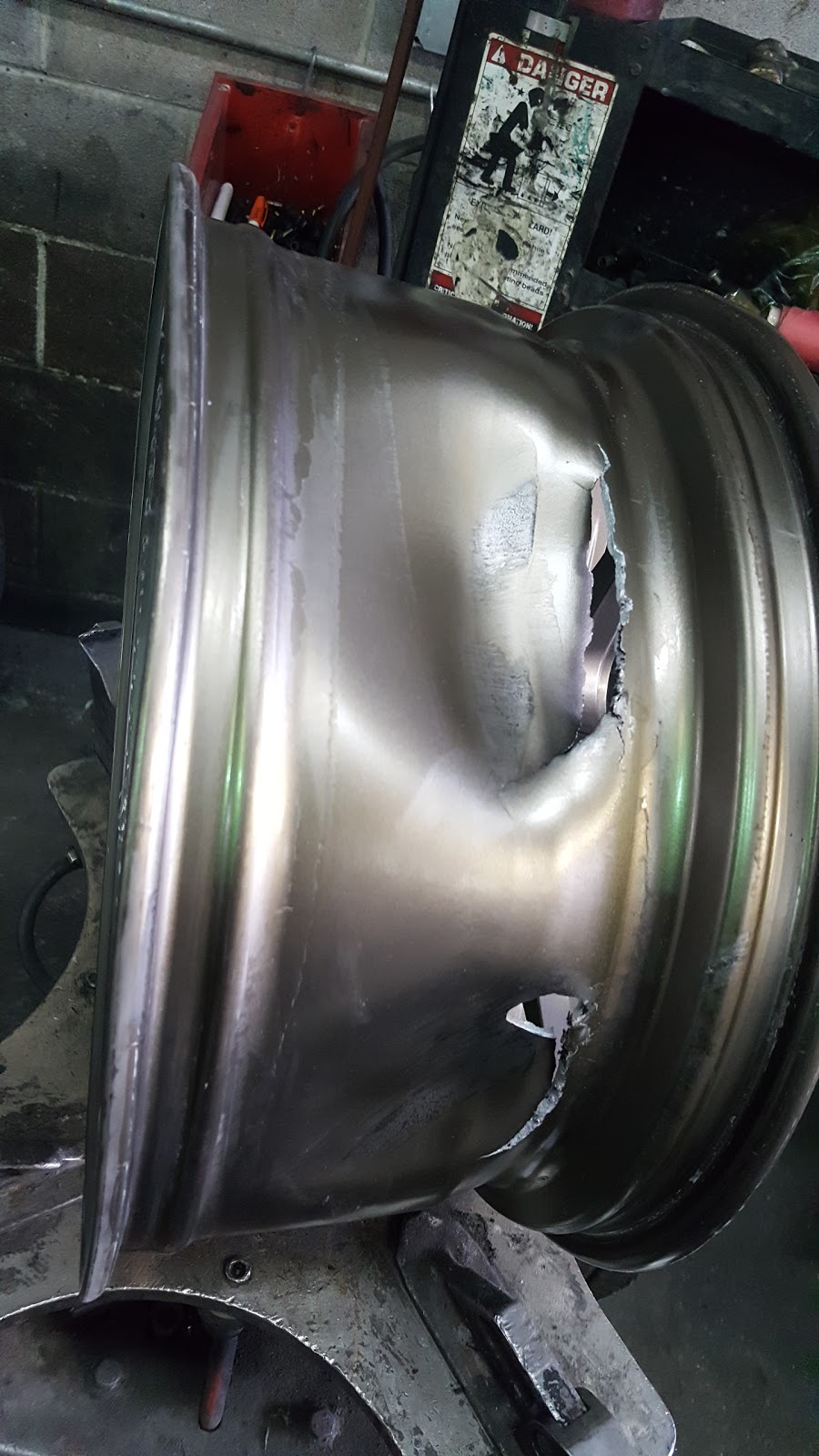 Dallas Wheel Repair | 1203 E Abram St, Arlington, TX 76010, USA | Phone: (817) 795-9800