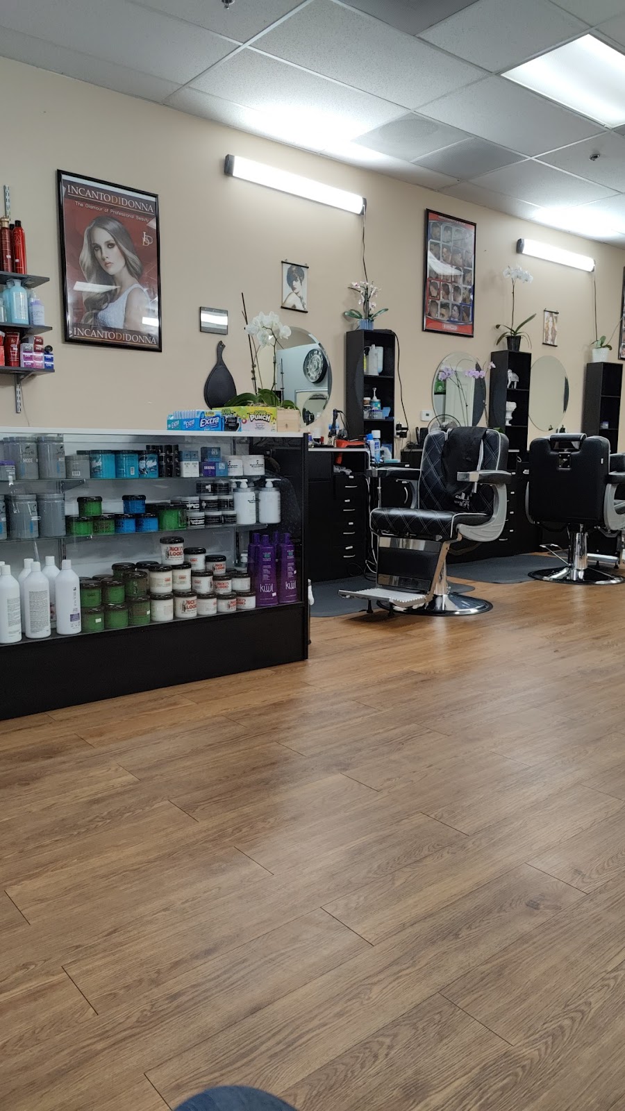 Rose Barber & Beauty | 18 Rancho Camino Dr Suit 107, Pomona, CA 91766, USA | Phone: (909) 766-8055