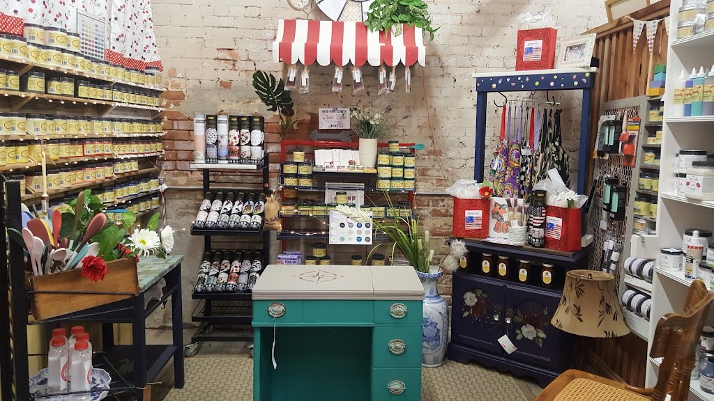 Cherry Pickens Redesign and Market Place | 110 E Grove St, Kaufman, TX 75142 | Phone: (469) 222-7401